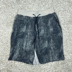 Lululemon Shorts Mens Small Gray THE Lined Running Training 7" Workout Gym Logo